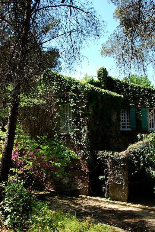Hotel Les Mazets Des Roches Tarascon Pokoj fotografie