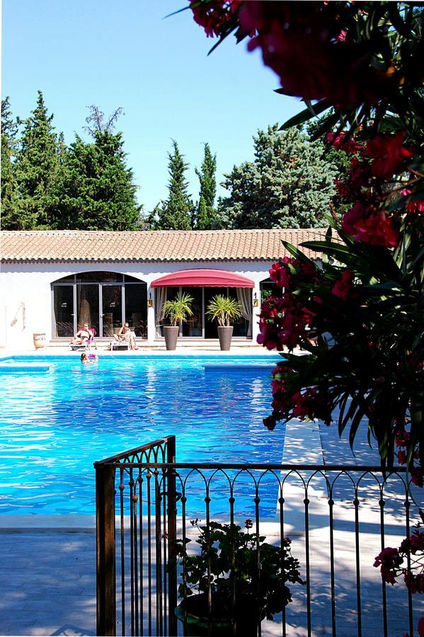 Hotel Les Mazets Des Roches Tarascon Exteriér fotografie