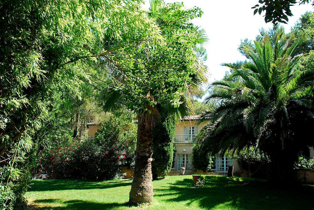 Hotel Les Mazets Des Roches Tarascon Exteriér fotografie